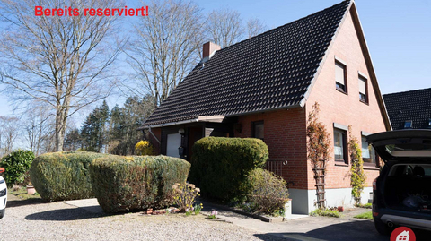 RESERVIERT ! Für Handwerker - kleines Haus in traumhafter Lage nahe dem Selenter See