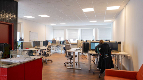 Büro in zentraler Lage mit 2 Stellplätzen